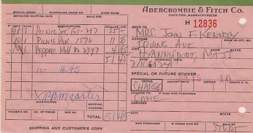 ЖАКЛИН КЕНЕДИ ОНАЗИС потпишан Abercrombie &засилувач; приемот фич продажба во 1960