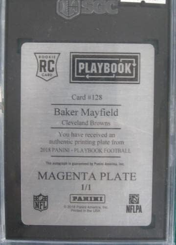 2018 Panini Playbook Baker Mayfield Auto Magenta Plate 1/1 SGG 10 - NFL автограмираше разни предмети