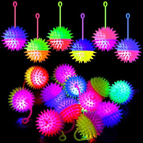 Civaner 24 парчиња осветлуваат топки Светли забави за забави, фидгет Спајки Стрес олеснување Спајк гума топка предводена трепкачки шилести топки со јаже блиц, пискава ?