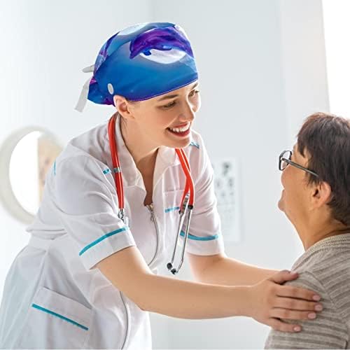 Медицинска медицинска сестра капачиња жени долга коса, отпуштајќи го фудбалскиот фудбал прилагодливо работно капаче со копче и лак за