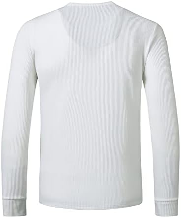 Машка машка мода со блуза со долги ракави со три копчиња со дното на вратот на врвот на атлетскиот џемпер на отворено