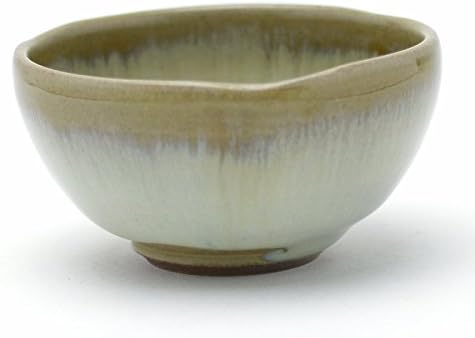 Хаги Јаки јапонска керамика. Течеше бела гиноми чаша со дрвена кутија направена од Такао Тахара.