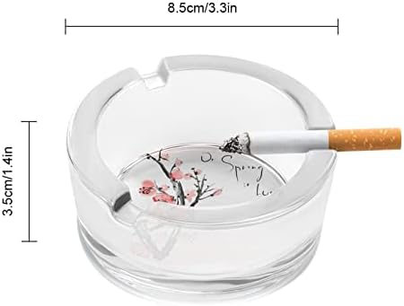 Јапонски цреша цвета цигара од цигара Ашреата околу држачот за пушење на пепел