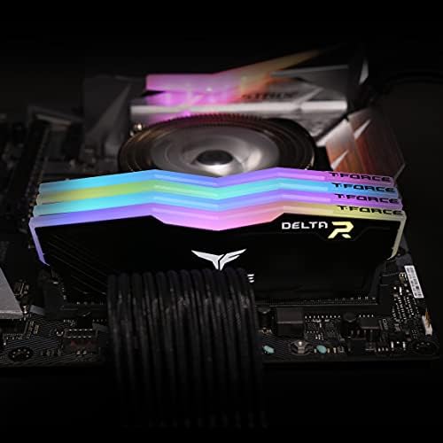 TEAMGROUP T-Force Делта RGB DDR4 32GB 3600MHz Десктоп Меморија TF3D432G3600HC18JDC01 Пакет СО Cardea Z440 1tb NVMe PCIe Gen4 M. 2 2280 Игри SSD TM8FP7001T0C311
