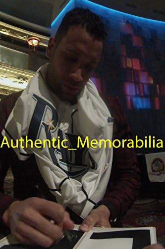 Jamesејмс Луни го автограмираше дрес на Тампа Беј Рејс w/Доказ, Слика на потпишувањето на Jamesејмс за нас, Тампа Беј зраци, Лос