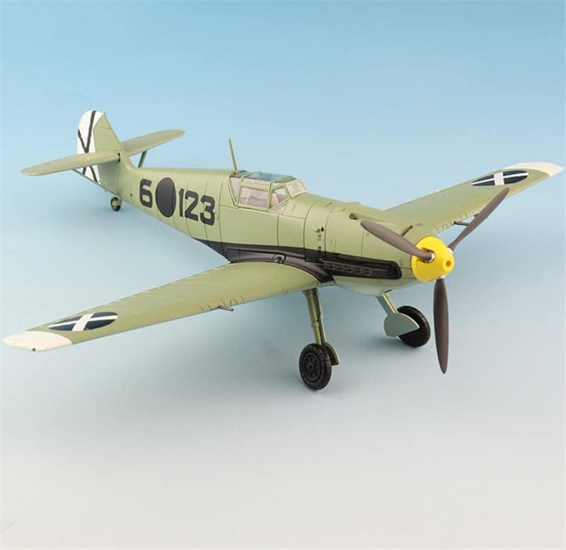 Hobby Master BF 109E-3 Шпанска граѓанска војна, пренесена од Обл. Ханс Шмолер- Халди, 3.J/88, март 1939 година Мики Маус Лајри 1/48 Диекаст Авион ПРЕГОВОРНО МОДЕЛ
