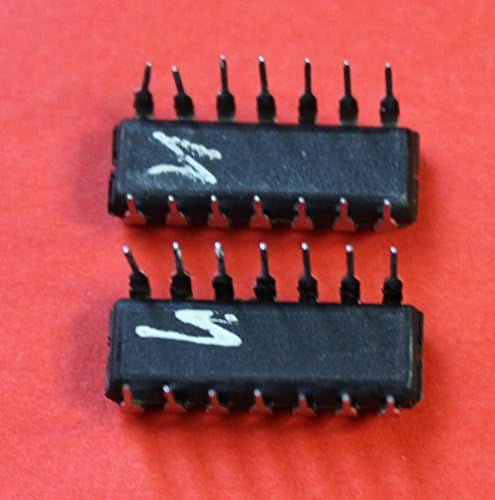 С.У.Р. & R Алатки KR1026UN1 Analoge Zn470 IC/Microchip СССР 2 компјутери
