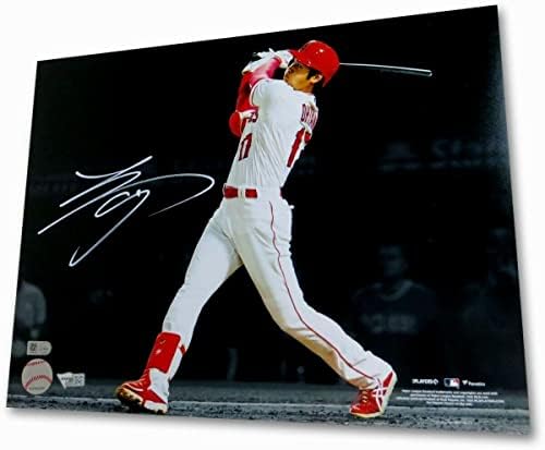 Shohei Ohtani потпиша автограмиран 11x14 Фото ангели за лилјаци замав MLB Fanatics - Автограмирани фотографии од MLB
