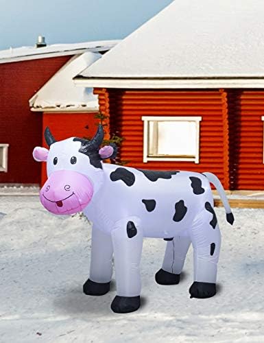 Trmesia 6ft Божиќна надувување на кравјо декорација со LED светла затворен отворен двор тревник слатко животно забележано млеко од крава, разнесе Дедо Мраз забавни украс