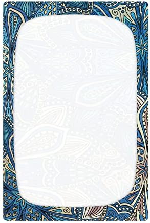 Алаза Бохо шик цвет геометрија, сини креветчиња за креветчиња, опремени листови за басинет за момчиња бебе девојчиња дете, мини големина 39 x 27 инчи