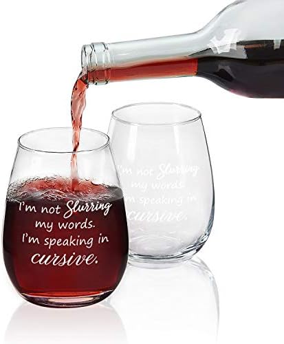 Јас не ги разгалувам зборовите што ги зборувам во курзивна чаша за вино, 15 мл смешно стакло без вино, уникатен подарок за маж жена татко