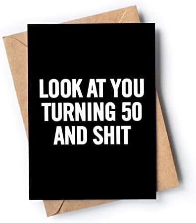 Смешна 50 -та роденденска картичка за мажи или жени со плик | Шега картичка за некој кој наполни 50 години | Оригинална и уникатна сегашна