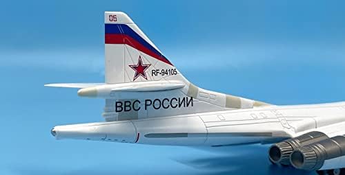 Флоз Руски воздушни сили Туполев чувари Воздушна база Црвен плоштад Парада бр.06 1/200 АБС Авион претходно изграден модел