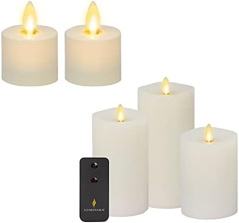Поставен пакет на Луминара од 2 подвижни пламени и сет од 3 бели столбови со свеќа со свеќи