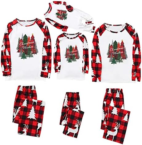 Појавување на панталони за пижами за семејни облеки што одговараат на облеки на новогодишни елка, кои се совпаѓаат со пижами