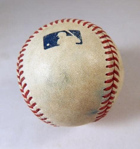 2022 игра на Милвоки Бруерс користеше бејзбол Мет Буш К Гарет Хемпсон Трејо ХБП - Играта користена бејзбол