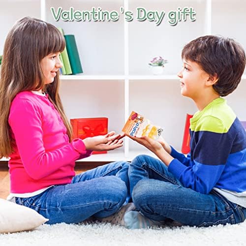 Подароци за Денот на вinesубените за деца - 28 картички за в Valentубените со мини играчки за многу поп -фитгетски подароци за размена на в Valentубените за училница, училишн?