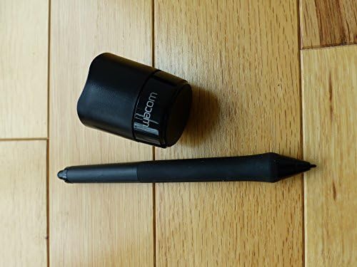 Ваком ПТК440 Црн Интуос4 Мала Пенкало Таблета со пенкало &засилувач; Глувчето-Најновиот Модел