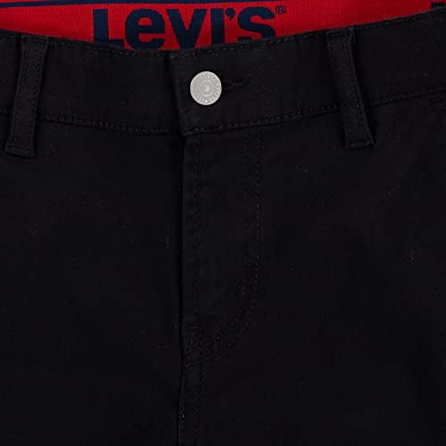 Редовните редовни панталони на момчињата на Леви, кои се вклопуваат во чино панталони