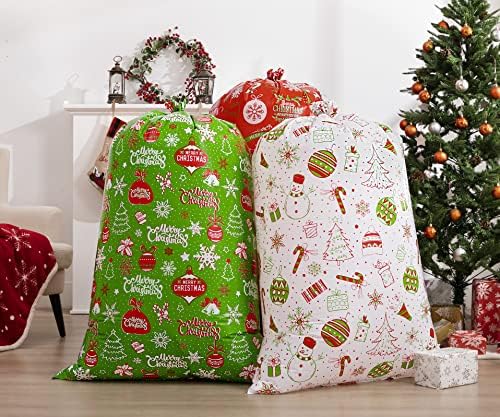 6 ПАРЧИЊА Големи Божиќни Торби За Подароци, 56 х 36 Инчни Џамбо Џиновски Торби За Подароци со Жица и Ознака За Подароци За Големи Подароци,